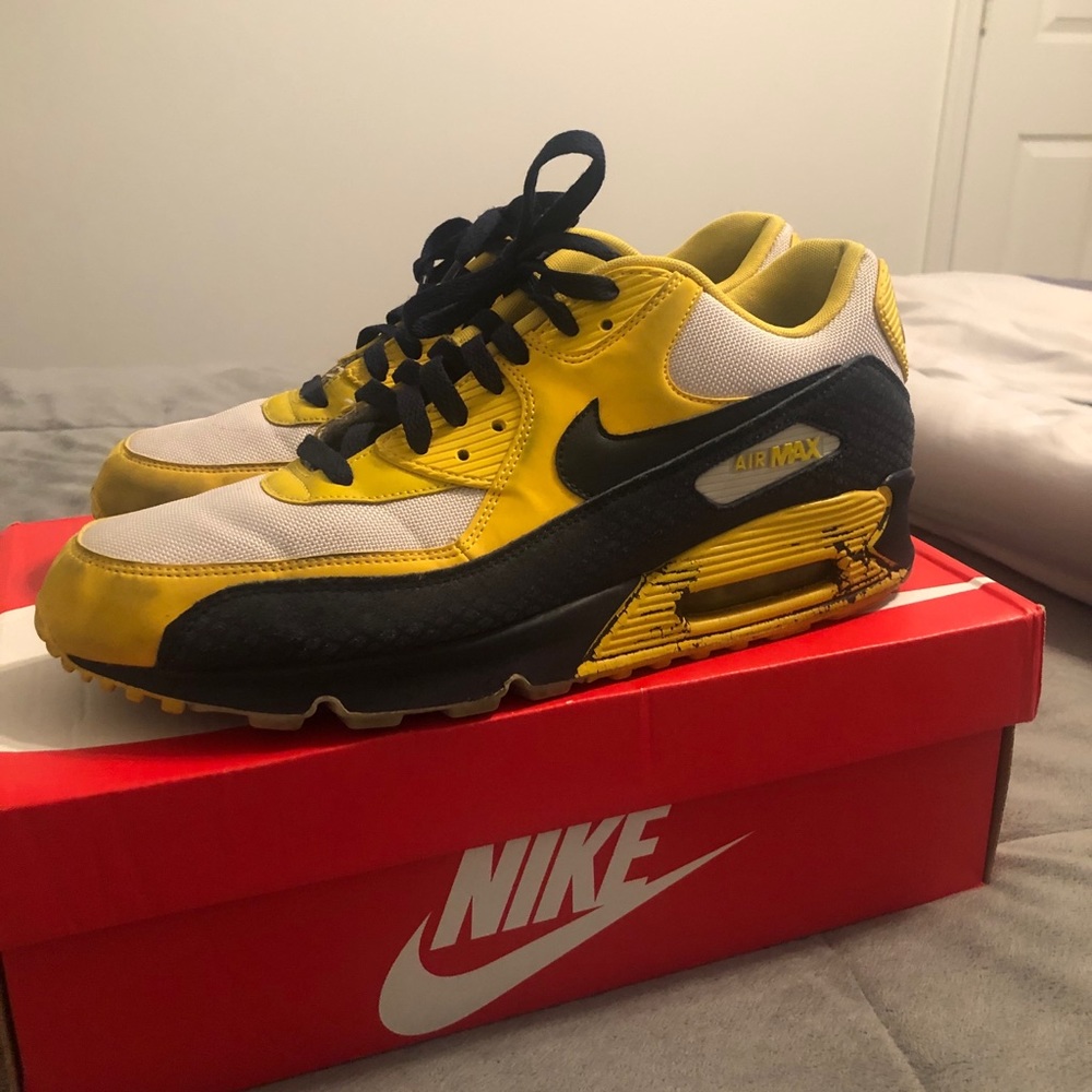 Men’s Nike Air Max 90